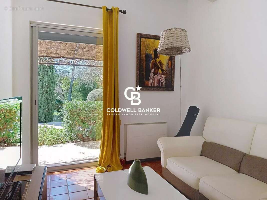 Maison à PUGET-SUR-ARGENS