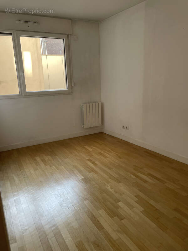 Appartement à PARIS-19E