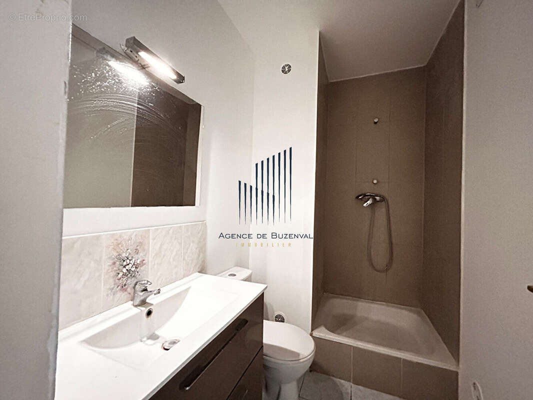 Appartement à LA CELLE-SAINT-CLOUD