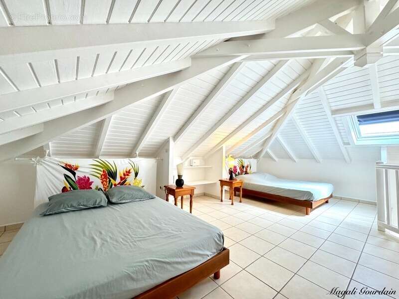 Saint-françois – à 100 mètres de la mer, ensemble immobilier de 3 villas indépendantes - photo 23