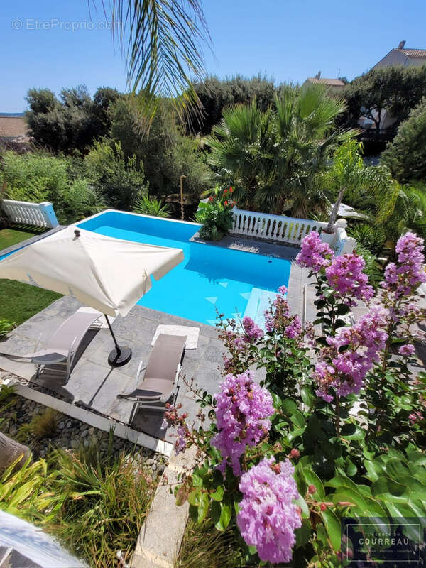EXCLUSIVITÉ - Pignan  Maison T6 - 180 m2  Vue dégagée  Piscine à débordement - photo 22