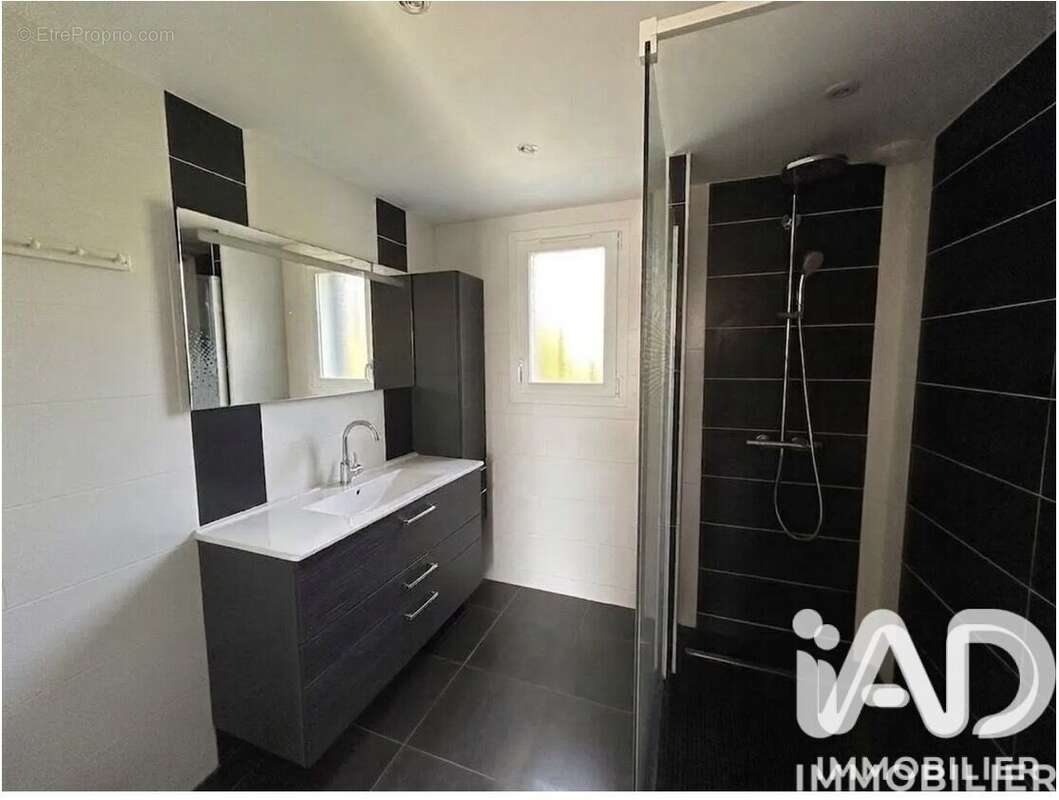 Maison 100 m² à Ploemeur  - photo 3