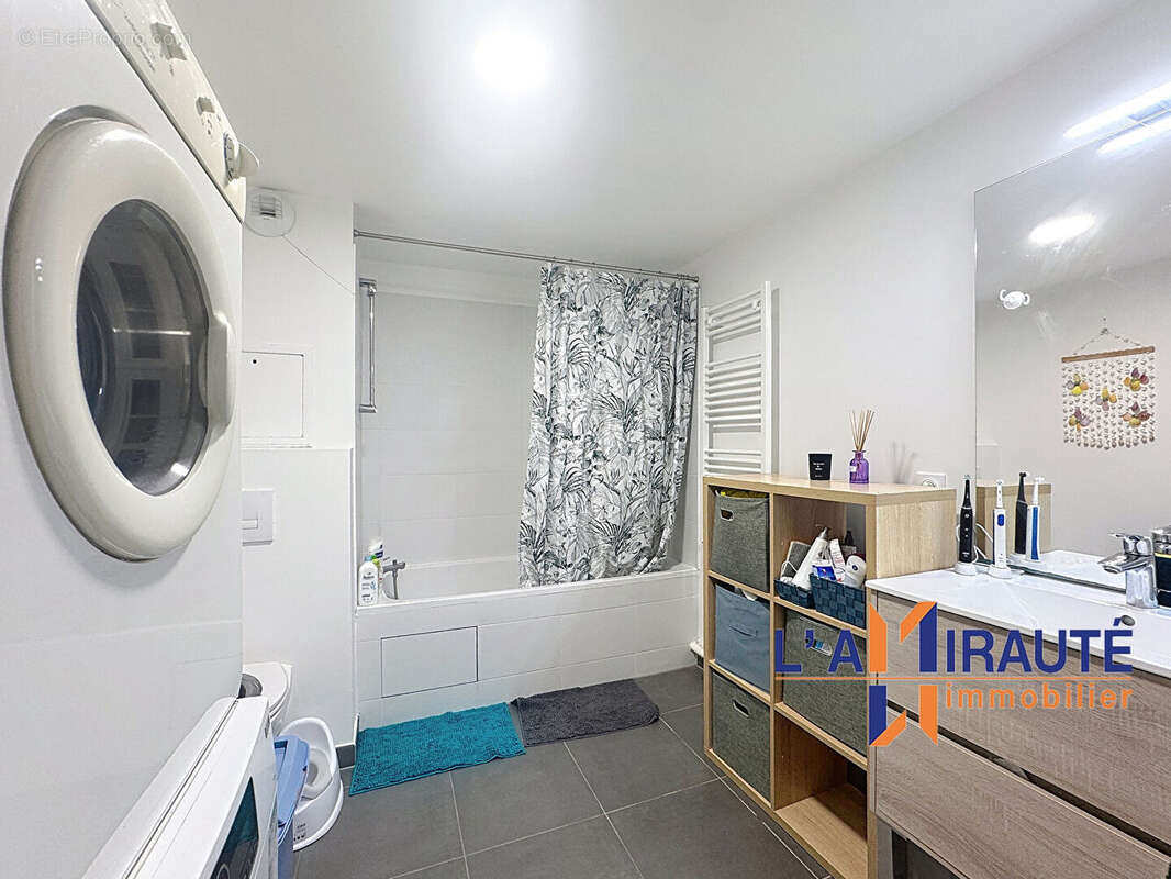 Appartement à HOUILLES