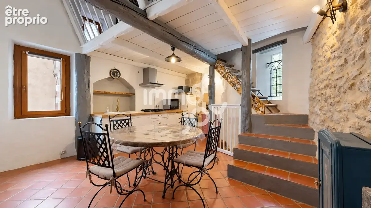 Maison en pierres au coeur du village d'OUVEILLAN - photo 5