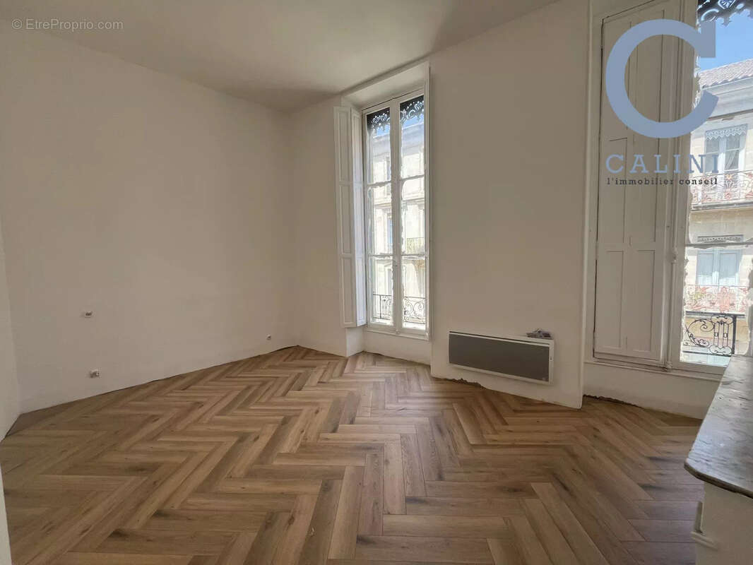 Appartement à NIMES