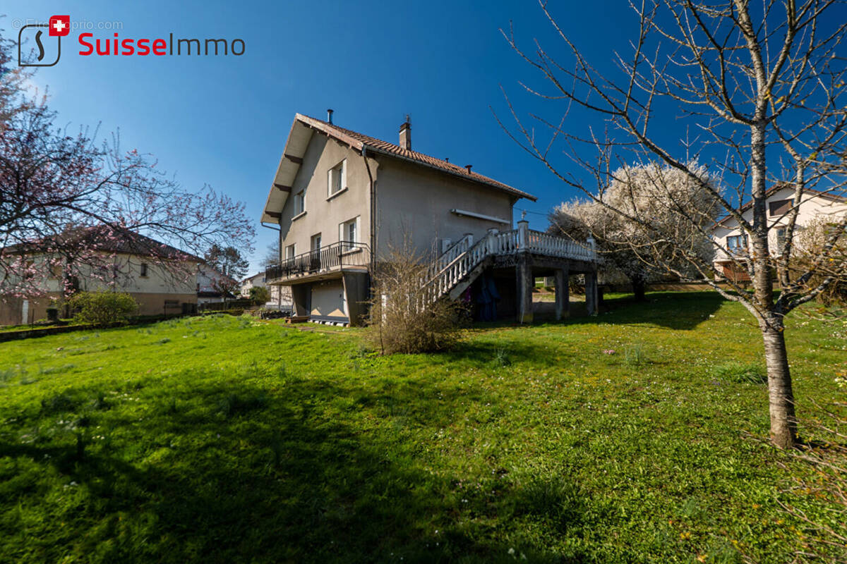 Maison à NOMMAY