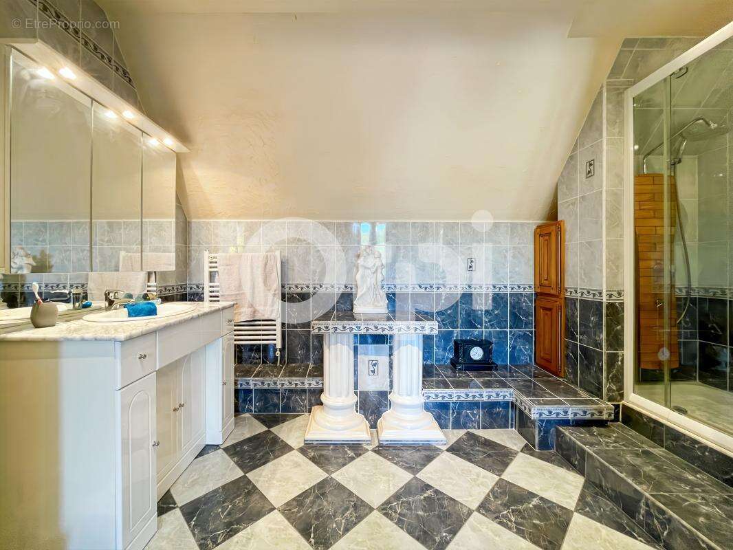 Maison à EMALLEVILLE