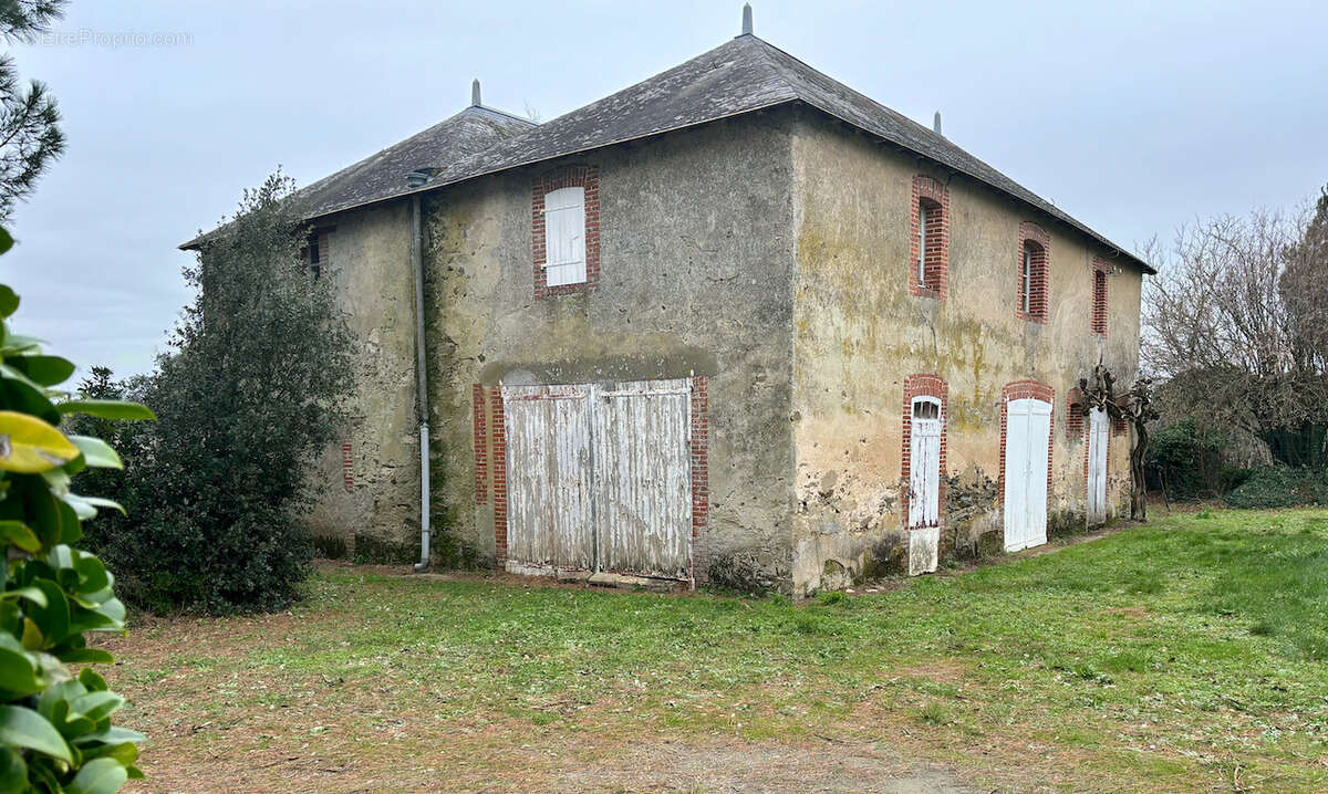 Maison à SAINT-MATHURIN