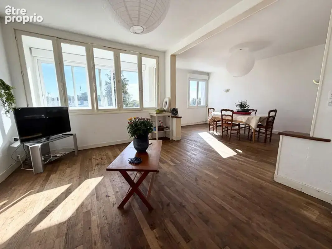 Appartement Vire Normandie 4 pièce(s) 96 m2 - photo 2