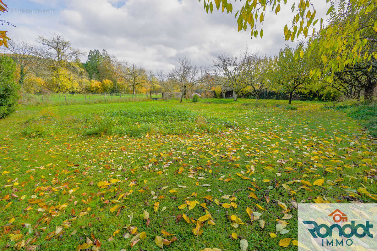 Maison à MAREY-SUR-TILLE