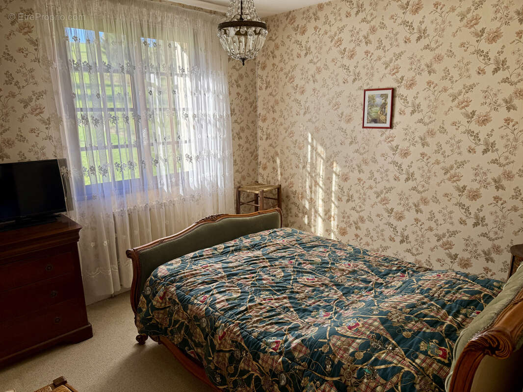 Maison à SAINT-AULAIRE