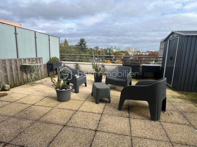 Duplex lumineux avec terrasse et 2 places de parking — Cergy - photo 2