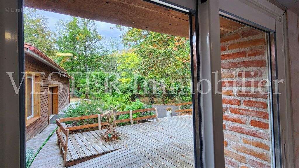 Maison à ECHOURGNAC