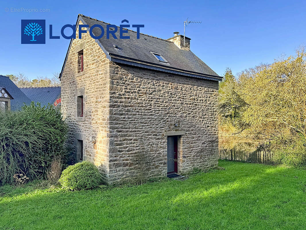Maison à LOCOAL-MENDON