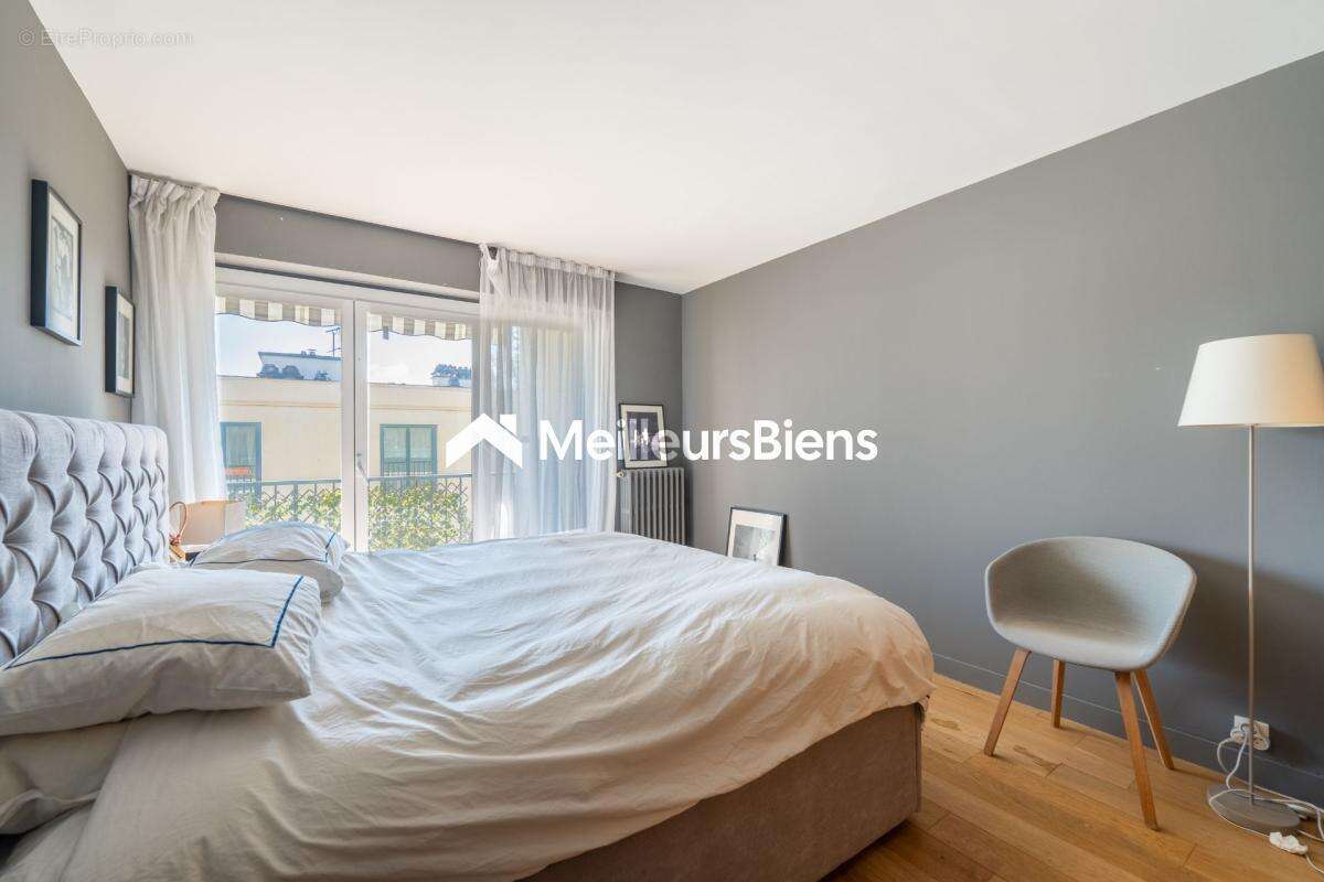 Appartement à SAINT-CLOUD
