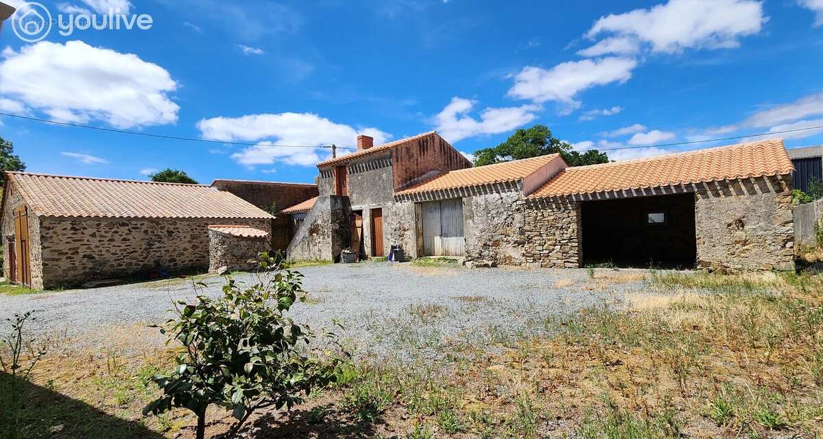 Magnifique propriété familiale avec étang et dépendances - photo 18
