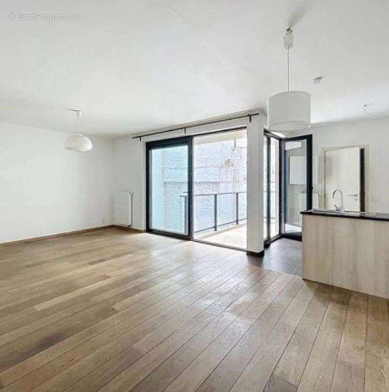 Appartement à ISSY-LES-MOULINEAUX