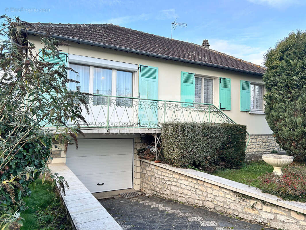 Maison Argentan 4 pièce(s) 72 m2 . REF T14551 - photo 3