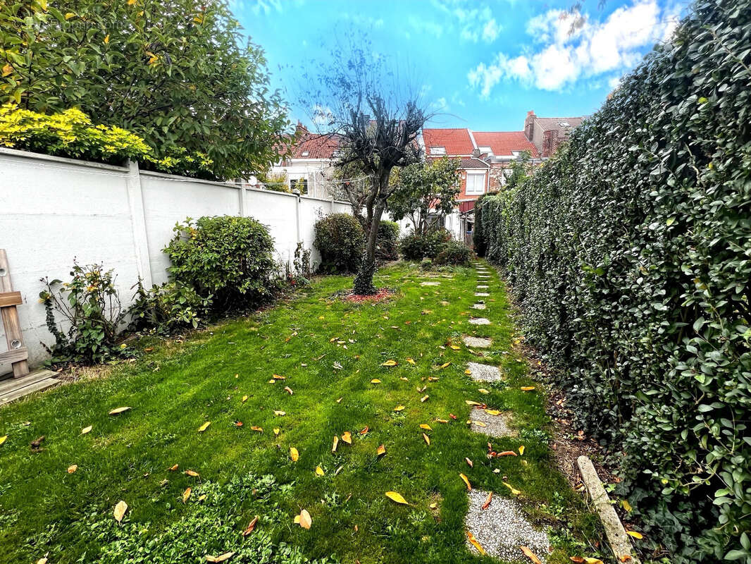 Maison à HELLEMMES-LILLE