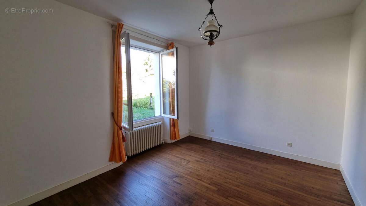 20251030_101555 - Maison à NONTRON