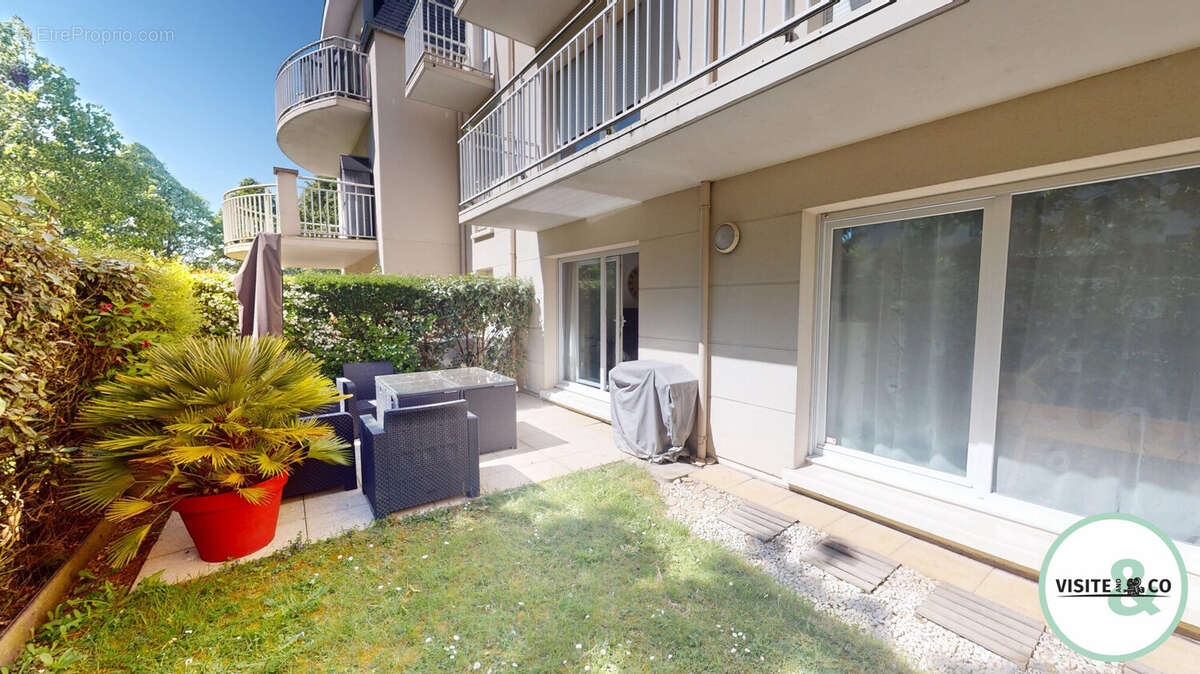 Appartement à HEROUVILLE-SAINT-CLAIR