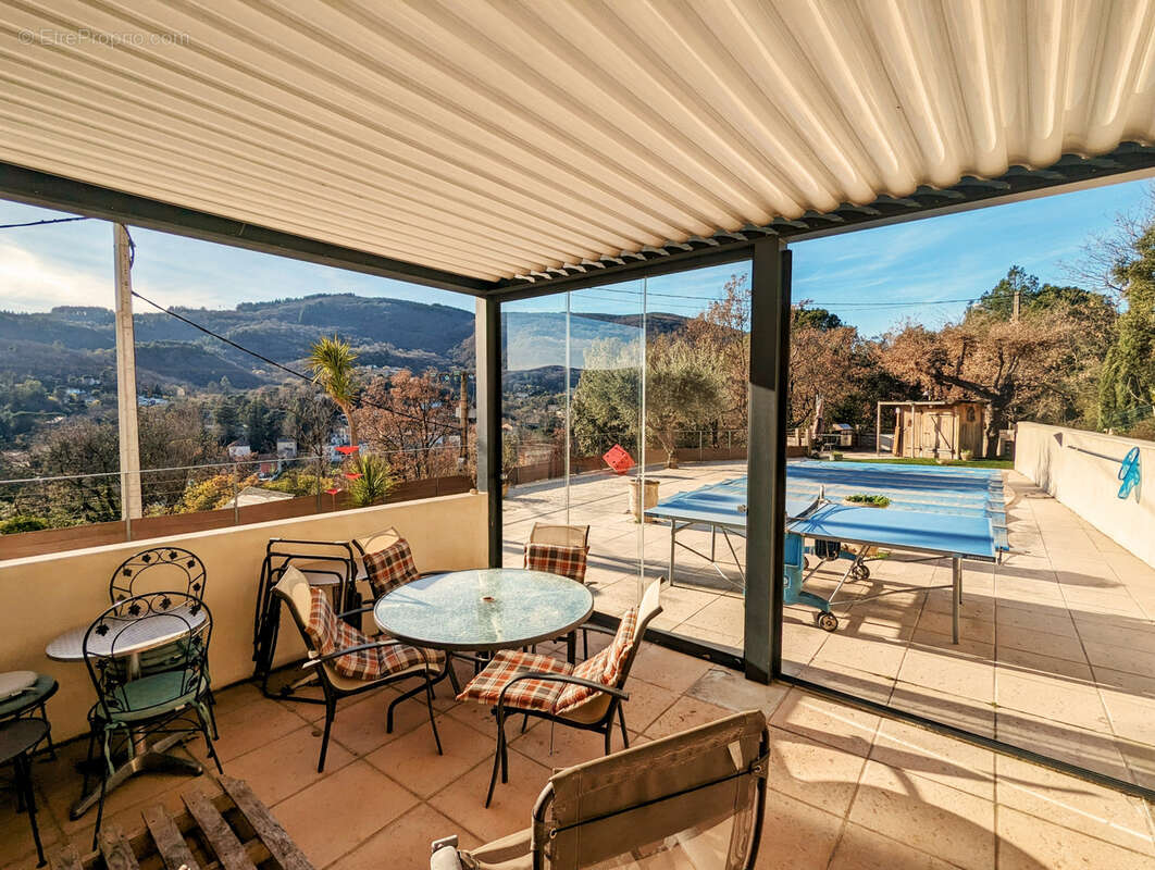 Maison à LAMALOU-LES-BAINS