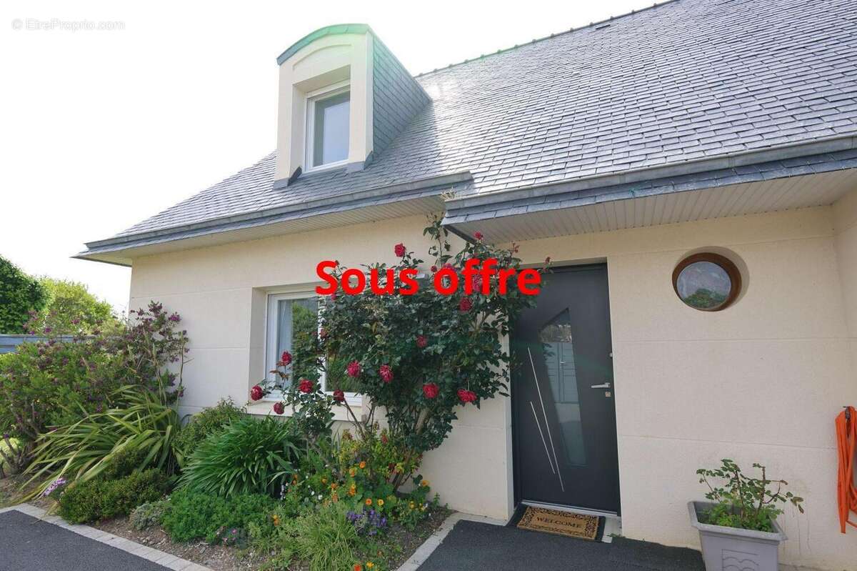 Maison à SANTEC