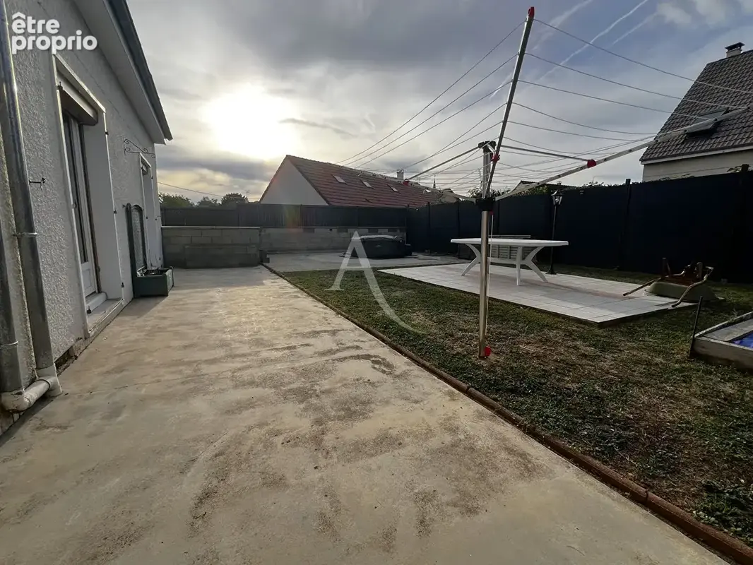 Maison de 108 m² avec 4 chambres, garage et cave - Lux - photo 15
