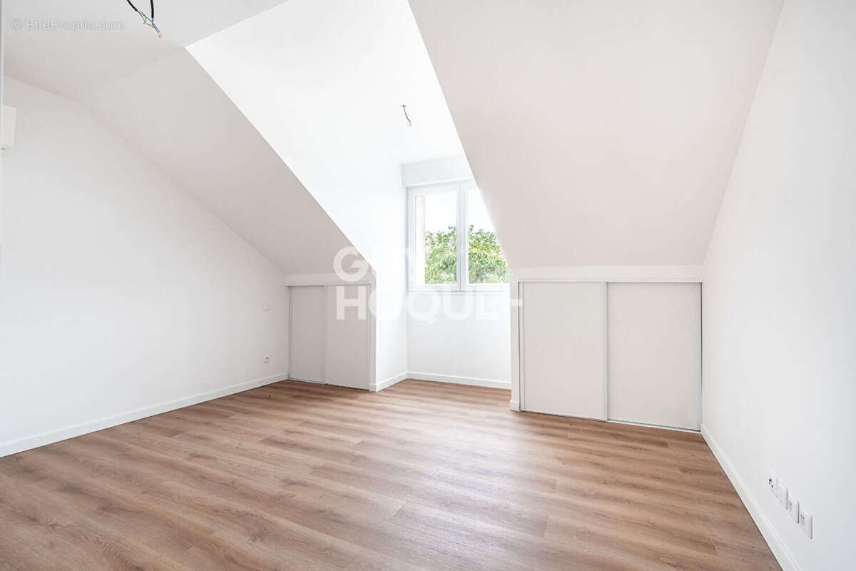 Maison à GENNEVILLIERS
