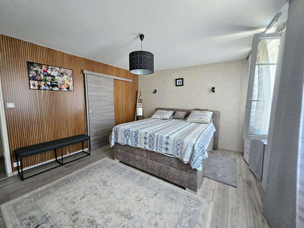 Appartement Pontarlier 5 pièce(s) 105.4 m2 - photo 3