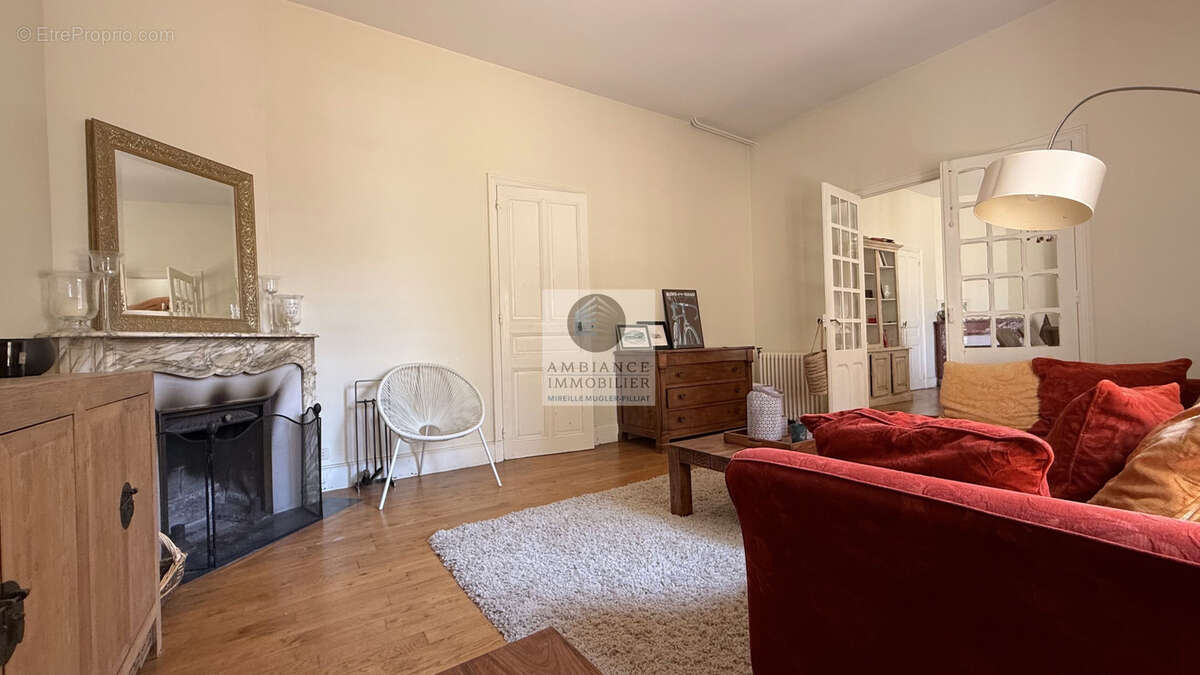 Maison à LES OLLIERES-SUR-EYRIEUX