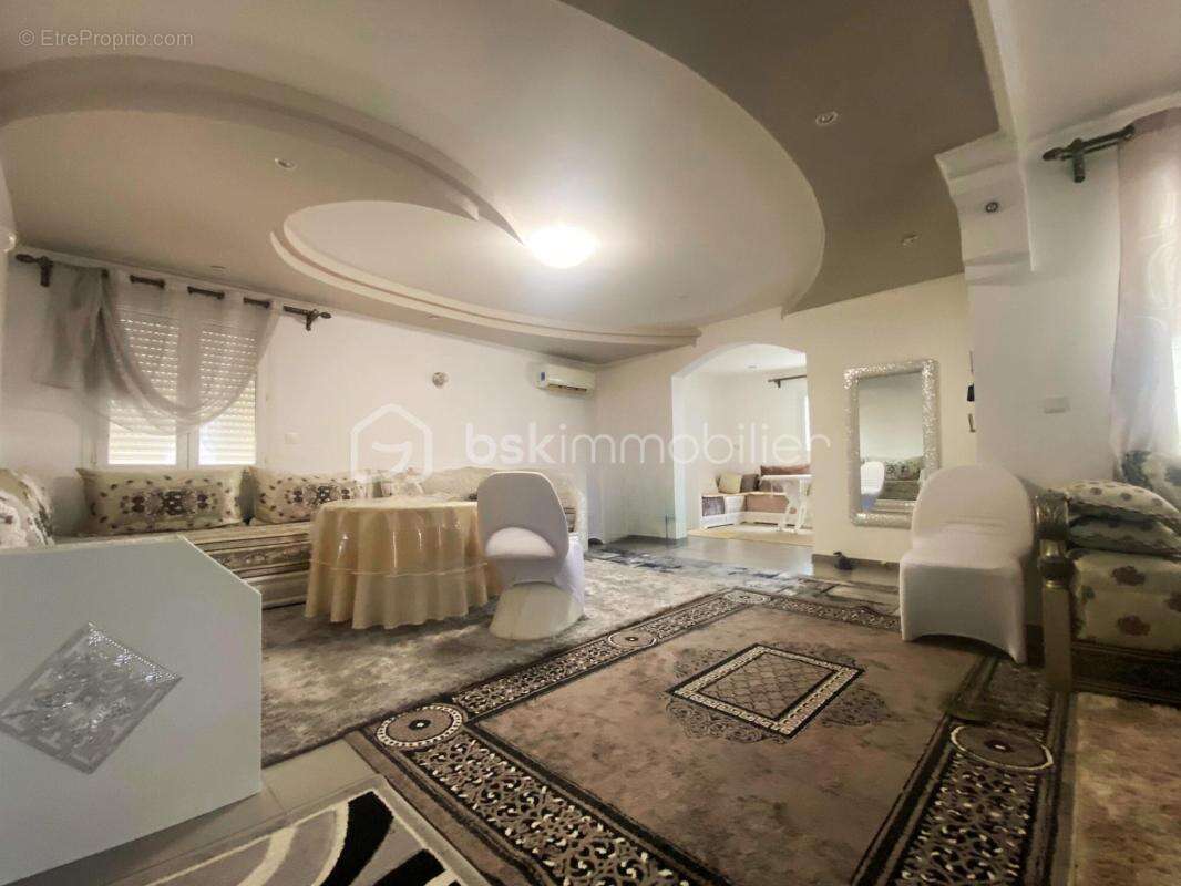 Maison à SAINT-GILLES