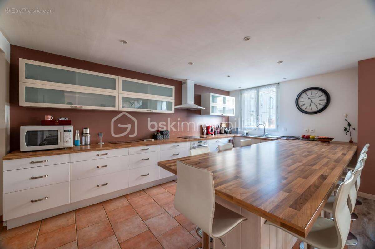 Maison de caractère – 121 m² – 3 chambres – cour intérieure – grenier aménageable – Buzançais - photo 3