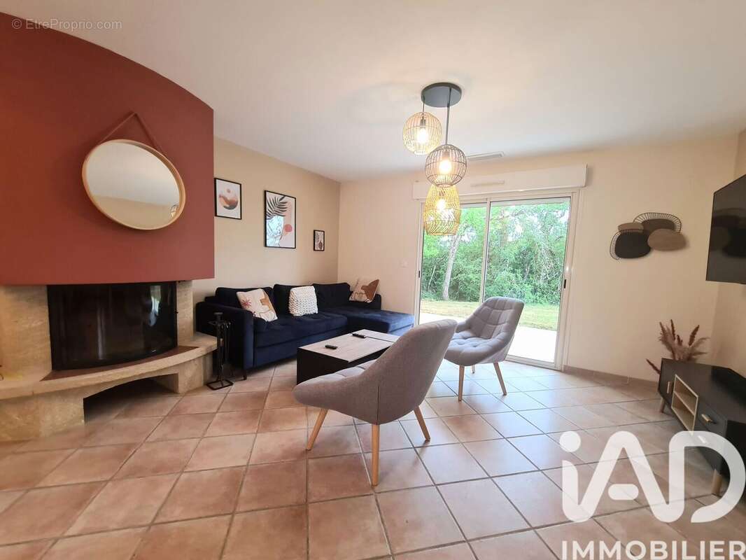 Maison 130 m² à Meauzac  - photo 4