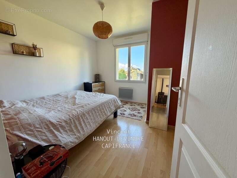 Maison à VILLEVEQUE