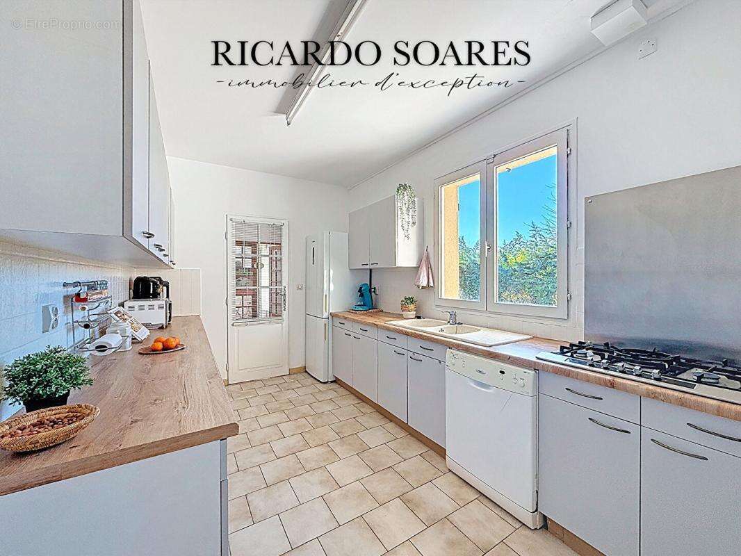 Maison à LONGUEIL-SAINTE-MARIE