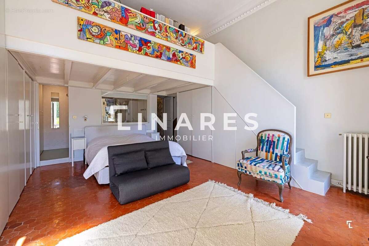 Appartement à MARSEILLE-6E