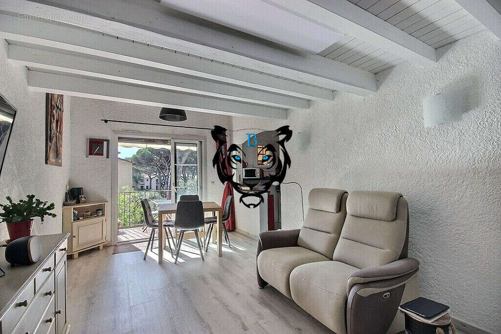 Appartement à LES ISSAMBRES