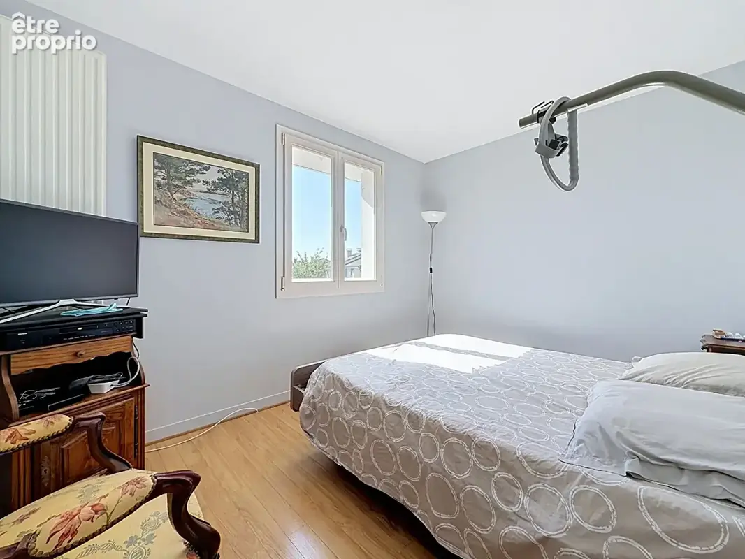 Maison 6 pièces 112 m² à vendre à Coignieres (78310) - photo 4