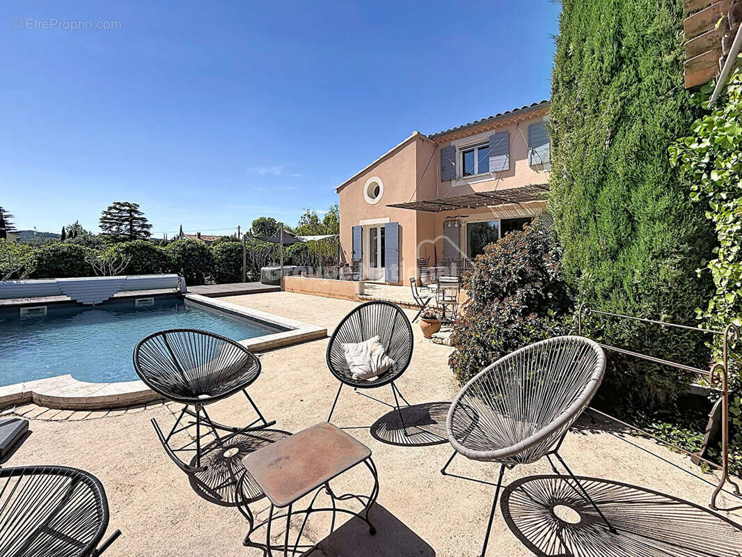 Maison à CHEVAL-BLANC