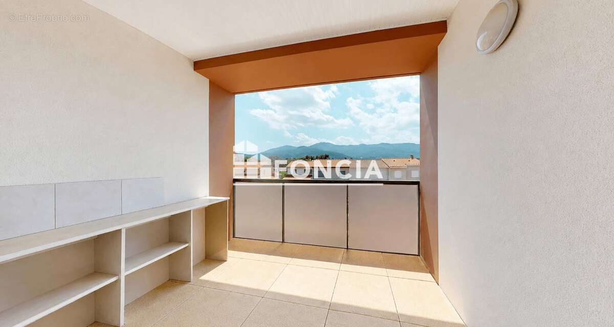 T2 avec terrasse - garage et cellier privatif - photo 2