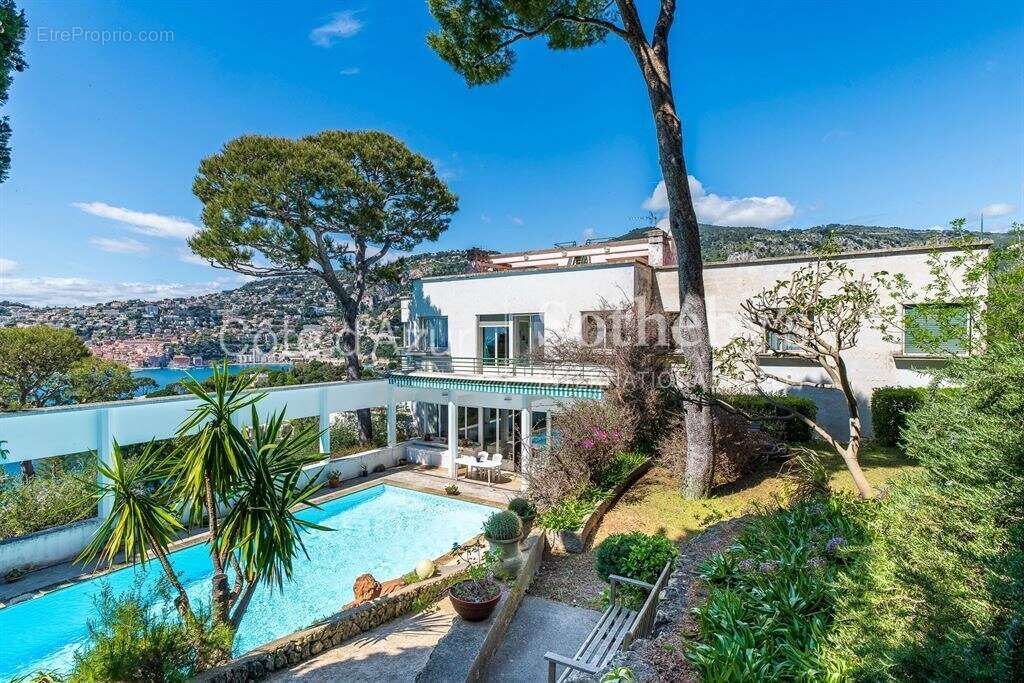 Villa Ligne Droite : Splendide villa Art Déco avec vue mer à vendre à Saint-Jean-Cap-Ferrat - photo 3