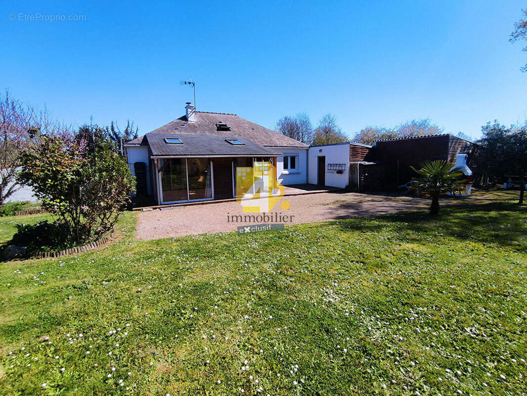 Maison à SAINTE-ANNE-SUR-BRIVET