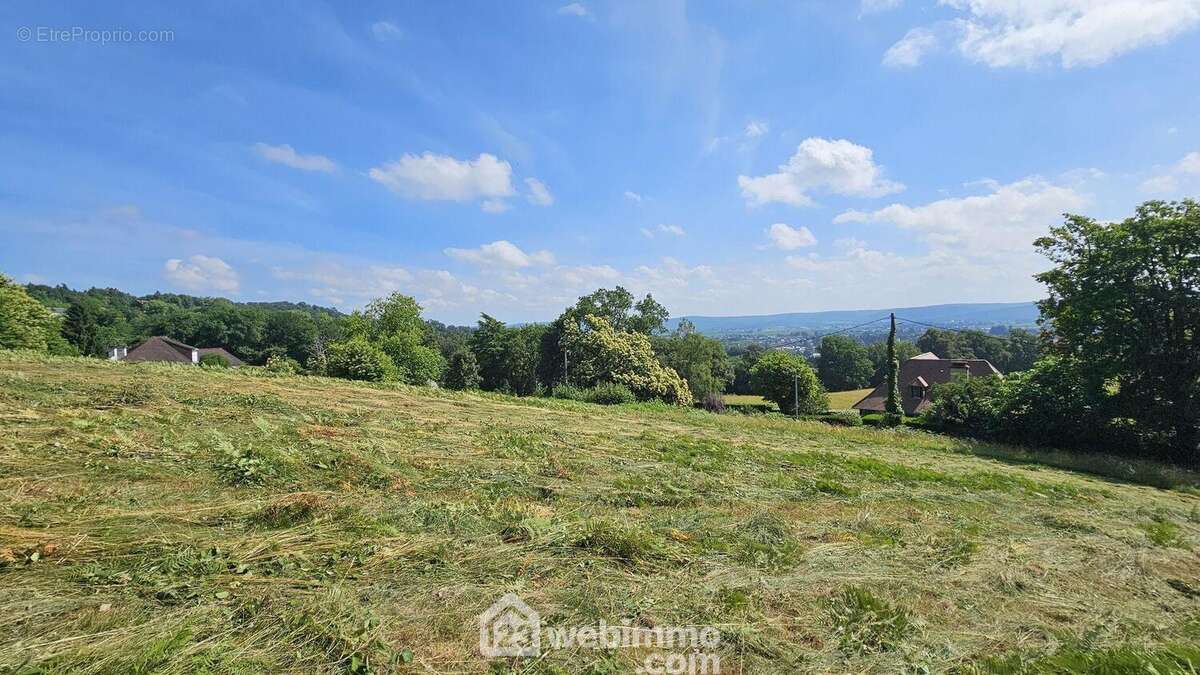 Terrain 1600 m² à Nay  - photo 3