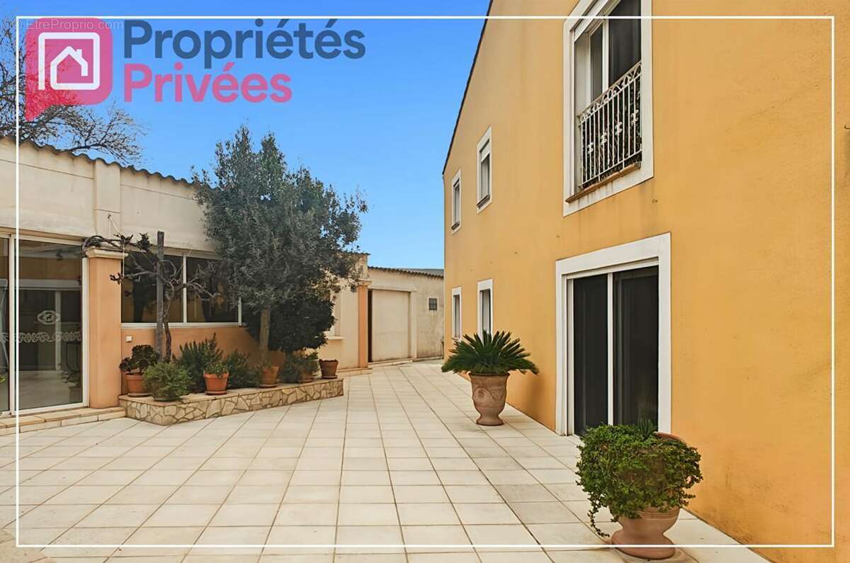 Appartement à ARLES