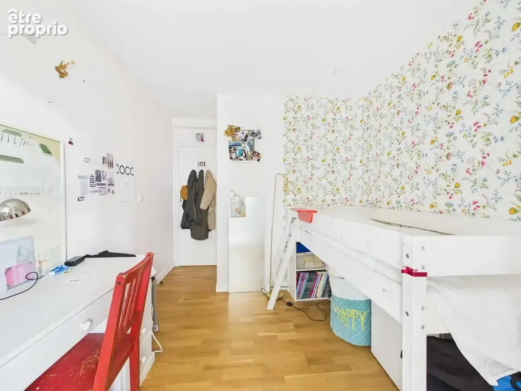 Paris xvii - rue albert roussel - charmant 5p avec 4 chambres 2 terrasses au calme et avec une vue sur un parc ! - photo 12