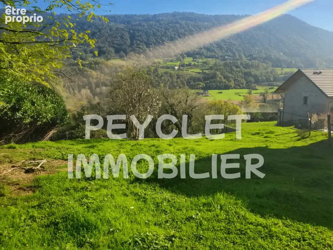 Terrain entierement viabilise avec assainissement collectif - 761m2 - photo 2