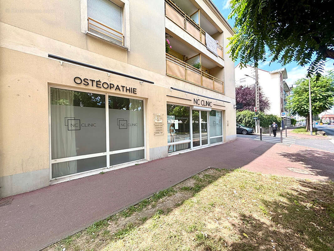 Commerce à CHILLY-MAZARIN