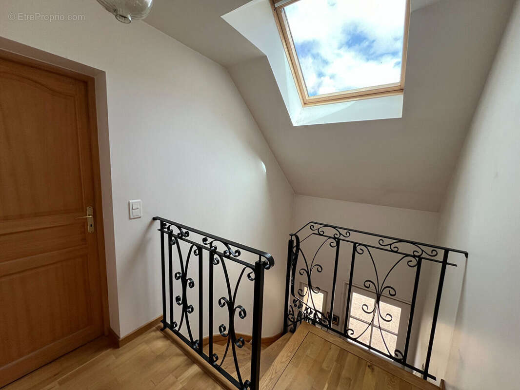 Maison à CERNAY-LA-VILLE