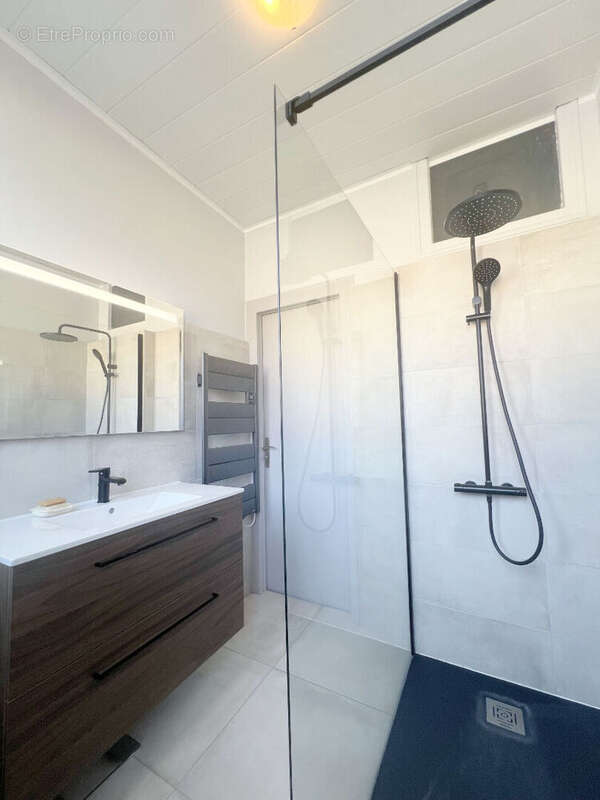 Appartement à CLUSES